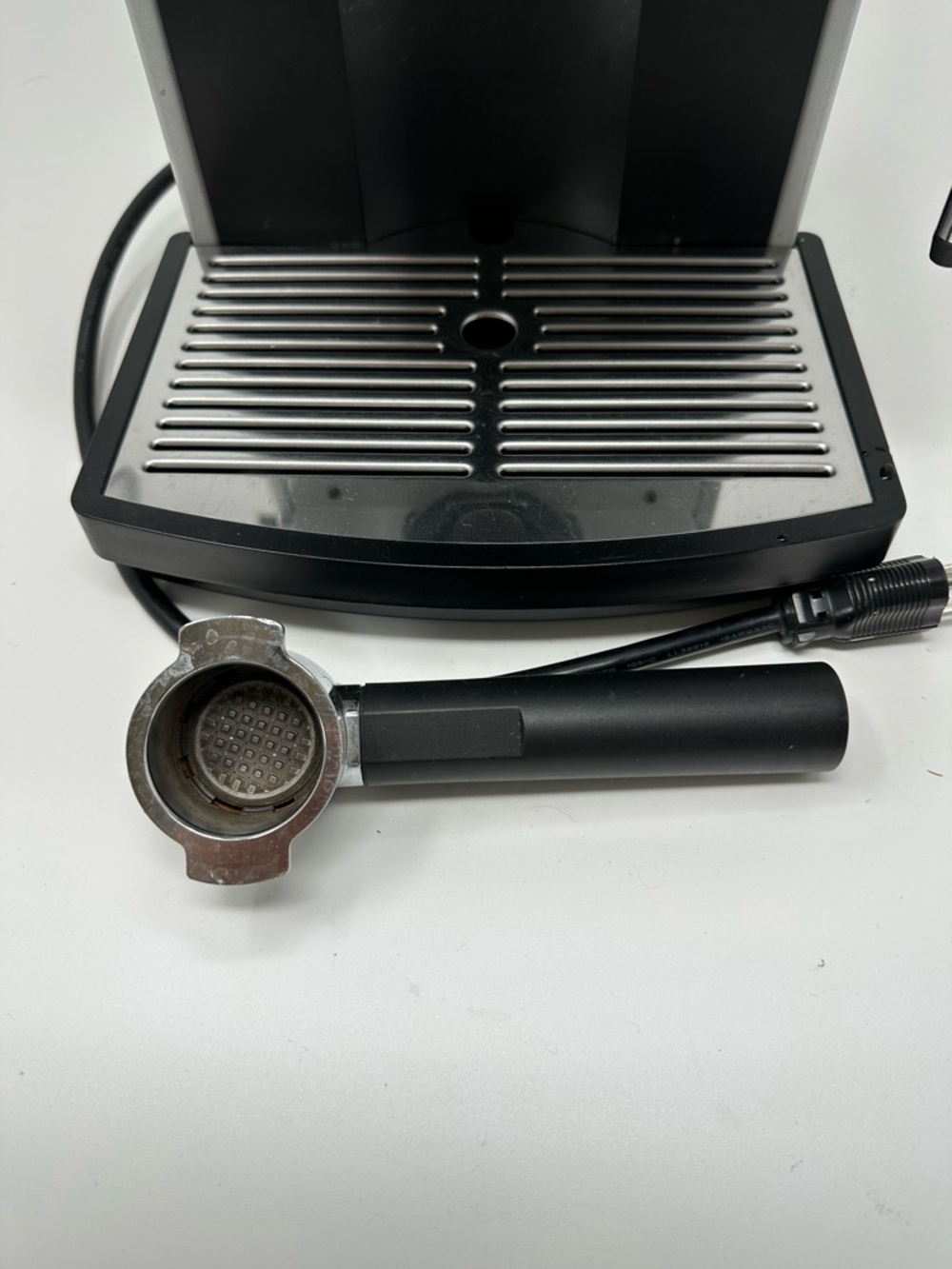 NESPRESSO D300 Machine - Picture 6 of 11